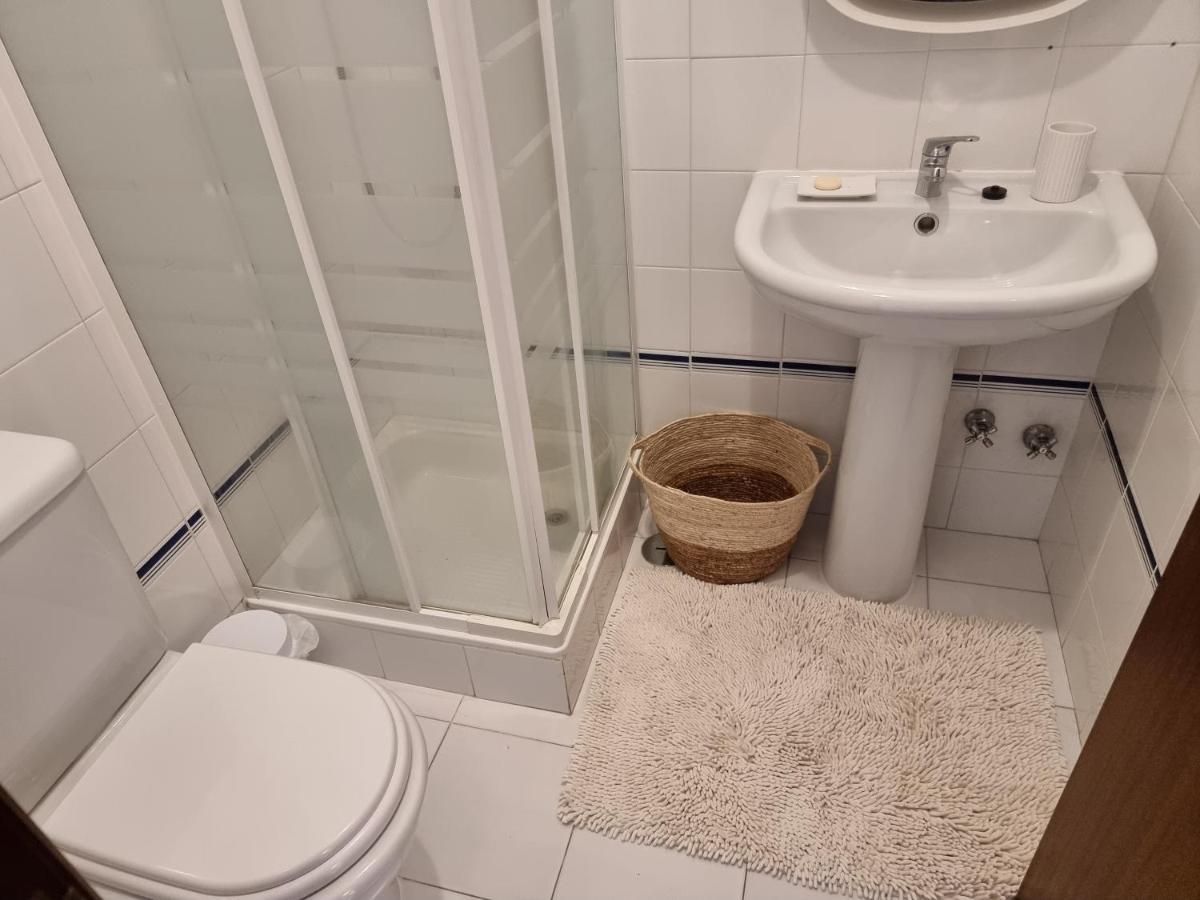 Apartamento Encantador Com Piscina Aquecida Portimao Luaran gambar