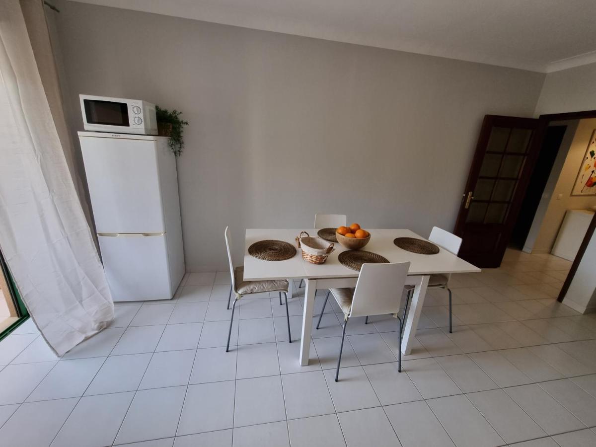Apartamento Encantador Com Piscina Aquecida Portimao Luaran gambar
