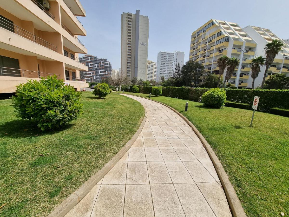 Apartamento Encantador Com Piscina Aquecida Portimao Luaran gambar